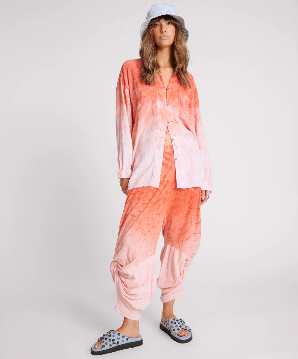 ONE TEASPOON Womens Hand Painted Sunset Muslin Longline Shirt - Coral - Image 7