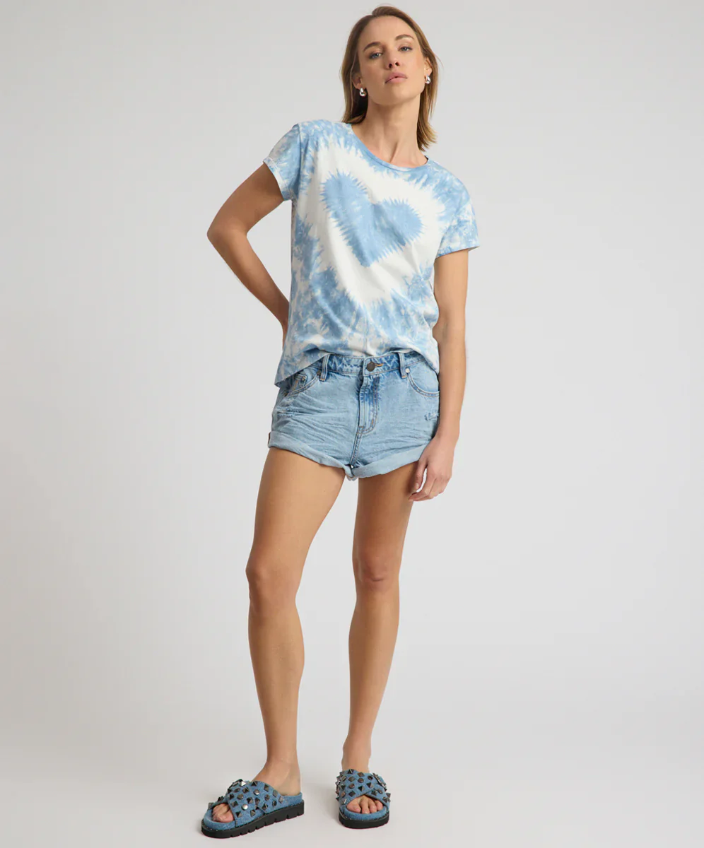 ONE TEASPOON Womens Heart Tie Dye Classic Tee in Faded Blue - Image 5