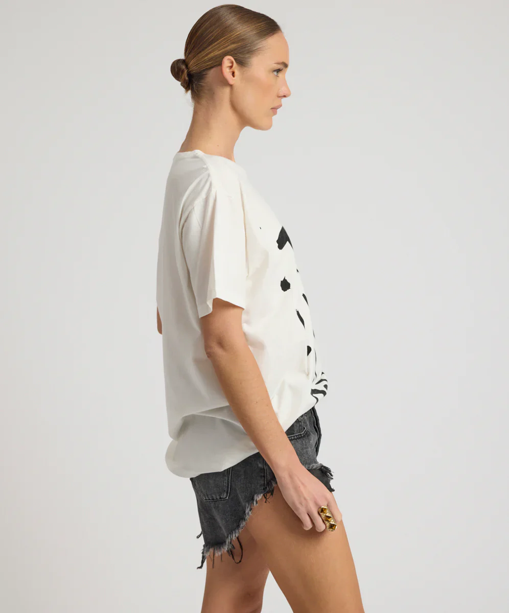 ONE TEASPOON Womens This Is Not A Dream Boyfriend Tee in White - Image 7