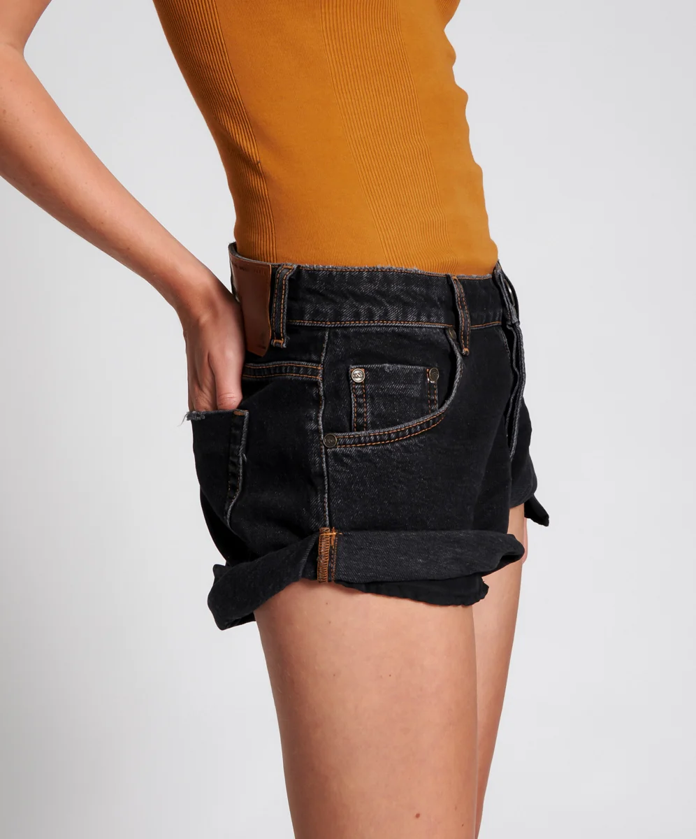 ONE TEASPOON Womens Worn Black Bandits Low Waist Recycled Denim Shorts - Image 7