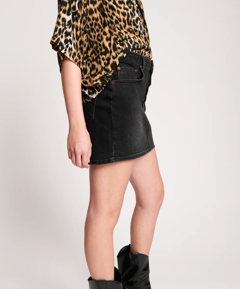 OneTeaspoon WOMENS SONIC BLACK STRETCH 2020 MINI HIGH WAIST DENIM SKIRT - Image 8
