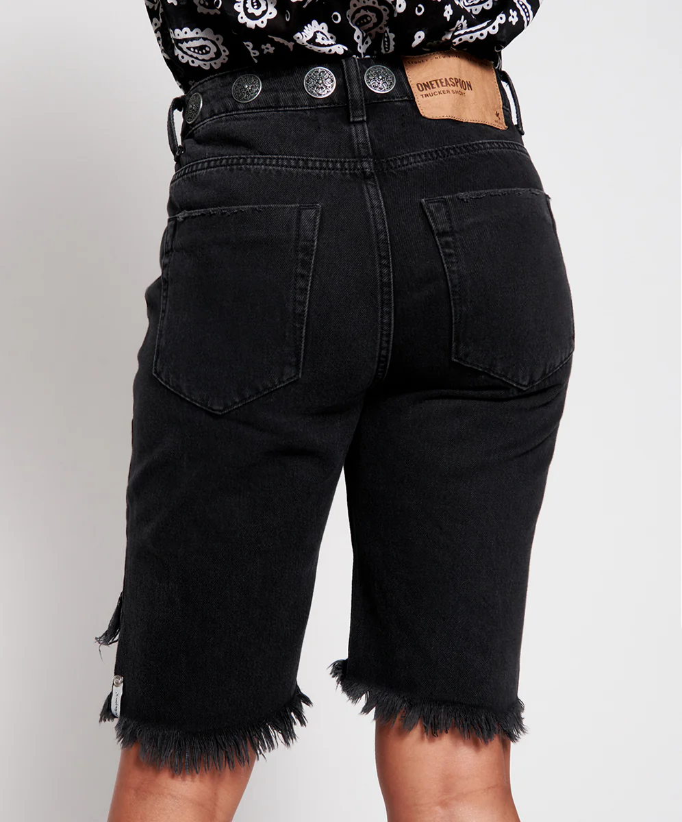 OneTeaspoon WOMENS WORN BLACK CONCHO CUT OFF TRUCKERS MID WAIST RELAX FIT DENIM SHORTS - Image 5