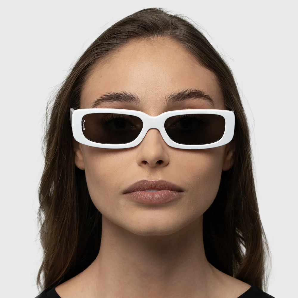 OTRA EYEWEAR Sunny Sunglasses - White/ Smoke - Image 2