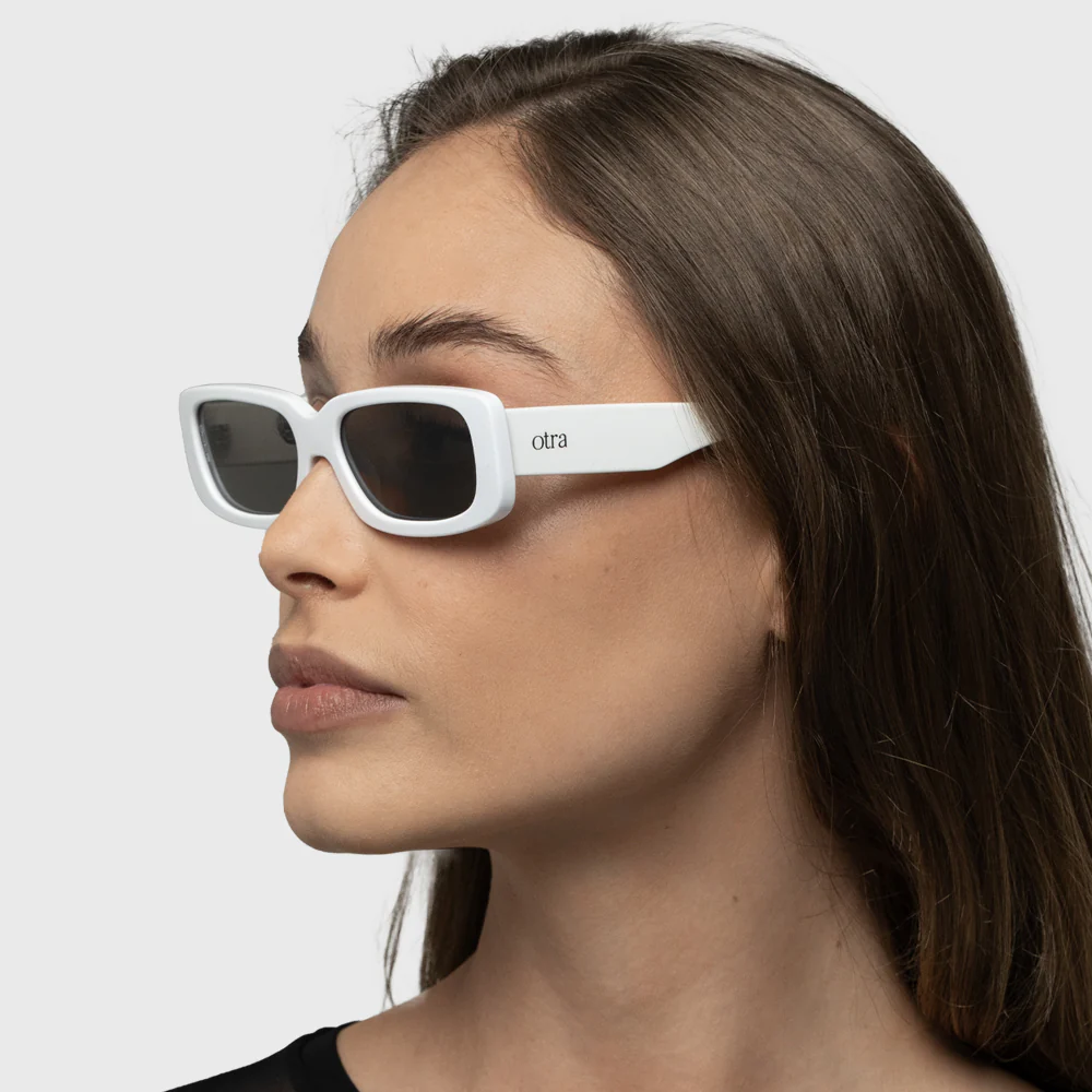 OTRA EYEWEAR Sunny Sunglasses - White/ Smoke - Image 6