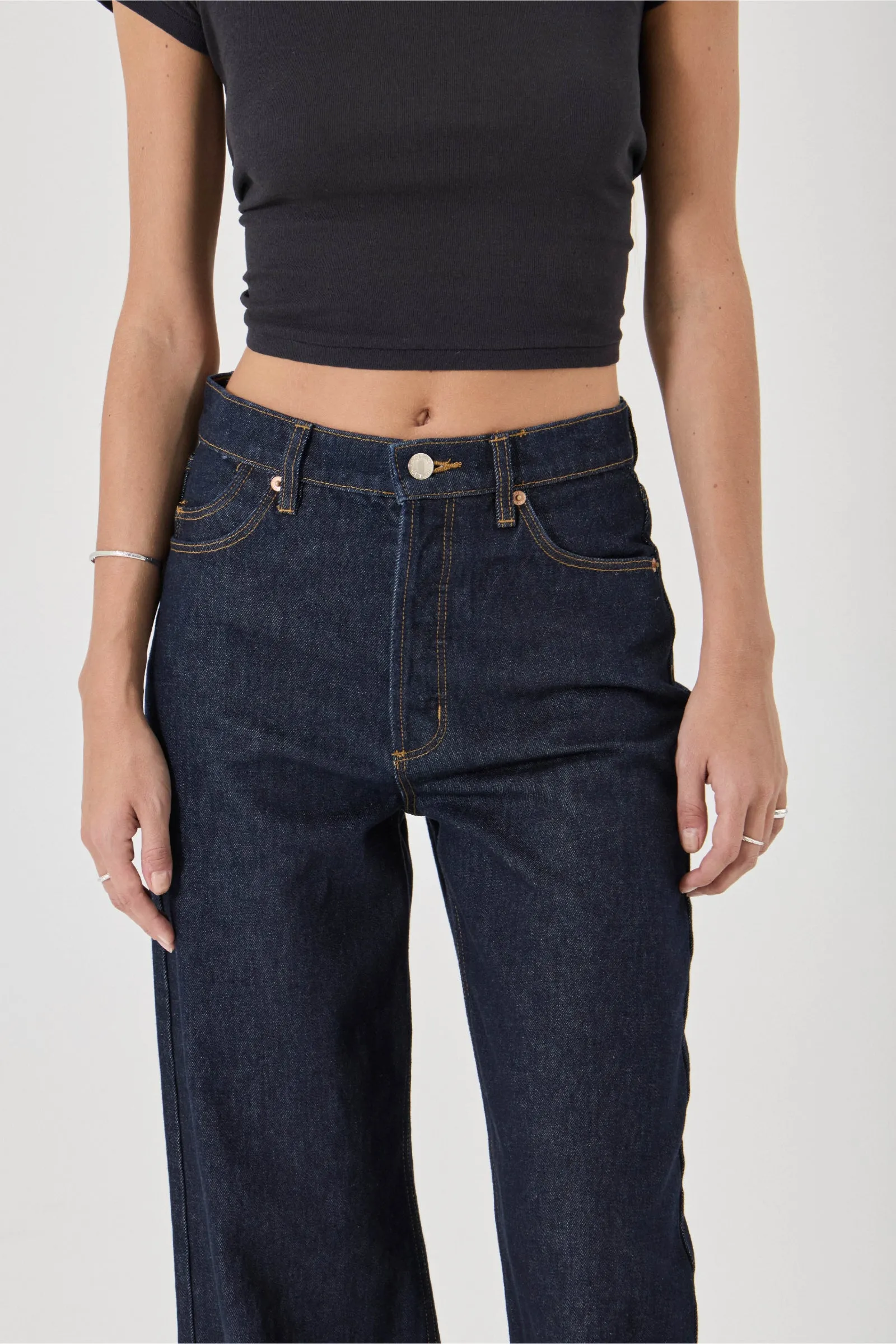 ROLLA'S Womens Relaxed Sailor Jean Long in Dark Rinse - Image 4