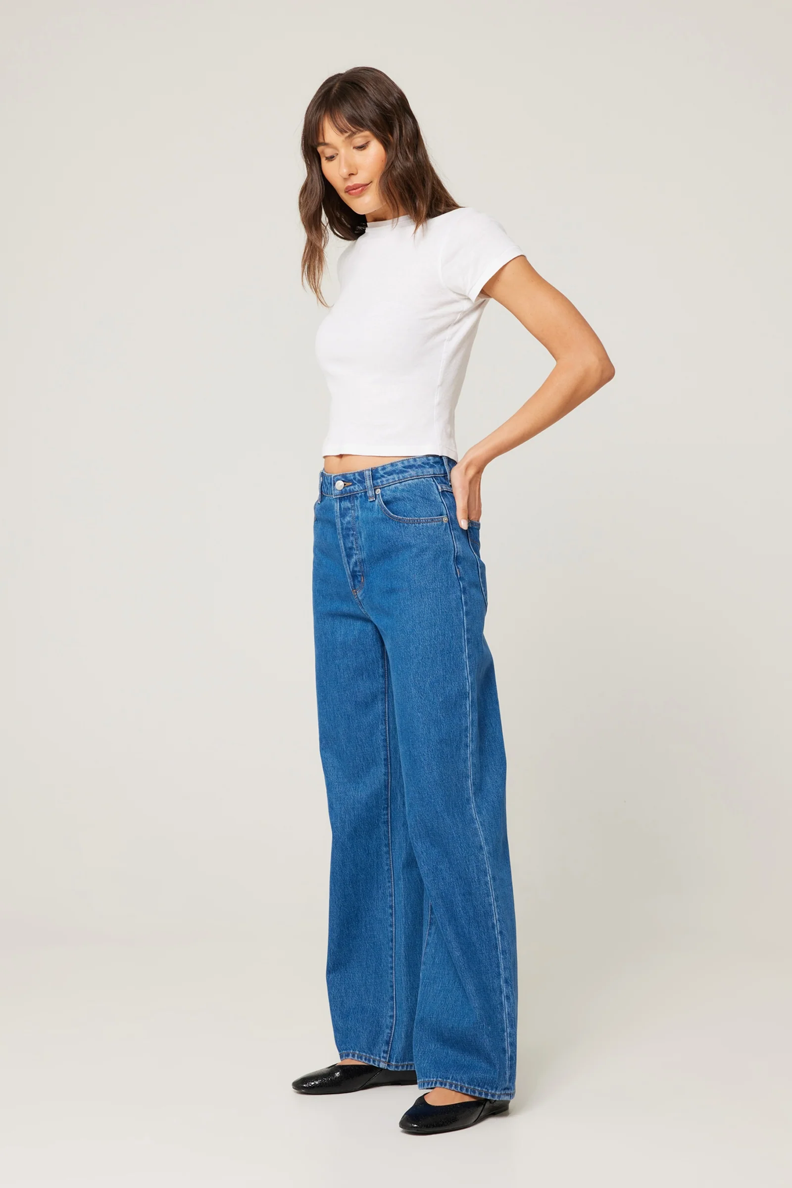 ROLLAS Womens Stevie Relaxed Jeans - Ashley Blue - Image 5