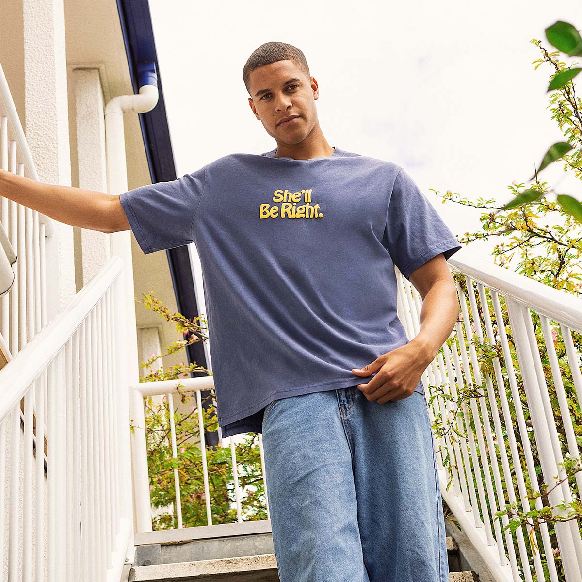 SKWOSH CLUB Mens She'll Be Right Regular Tee - Navy - Image 8