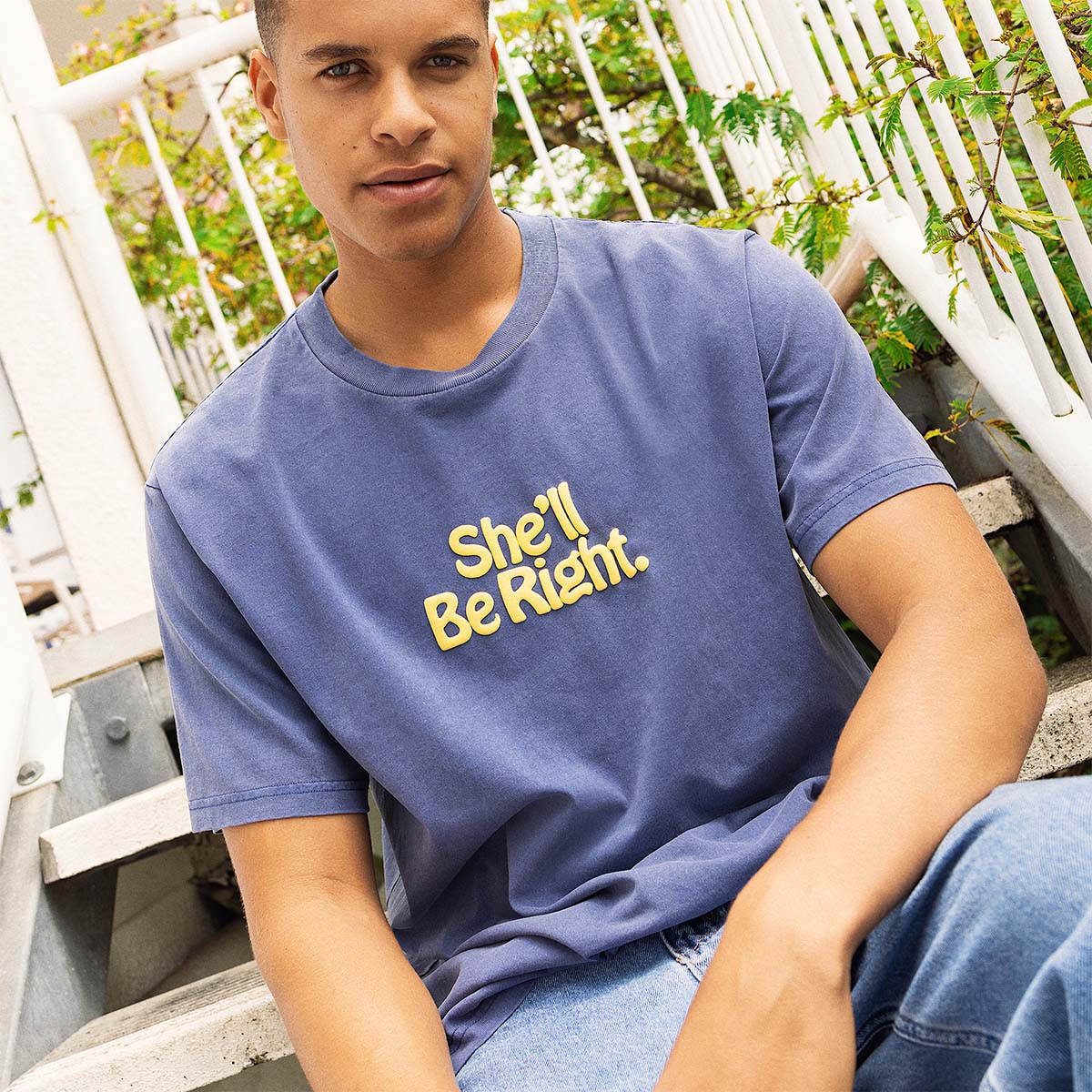 SKWOSH CLUB Mens She'll Be Right Regular Tee - Navy - Image 9