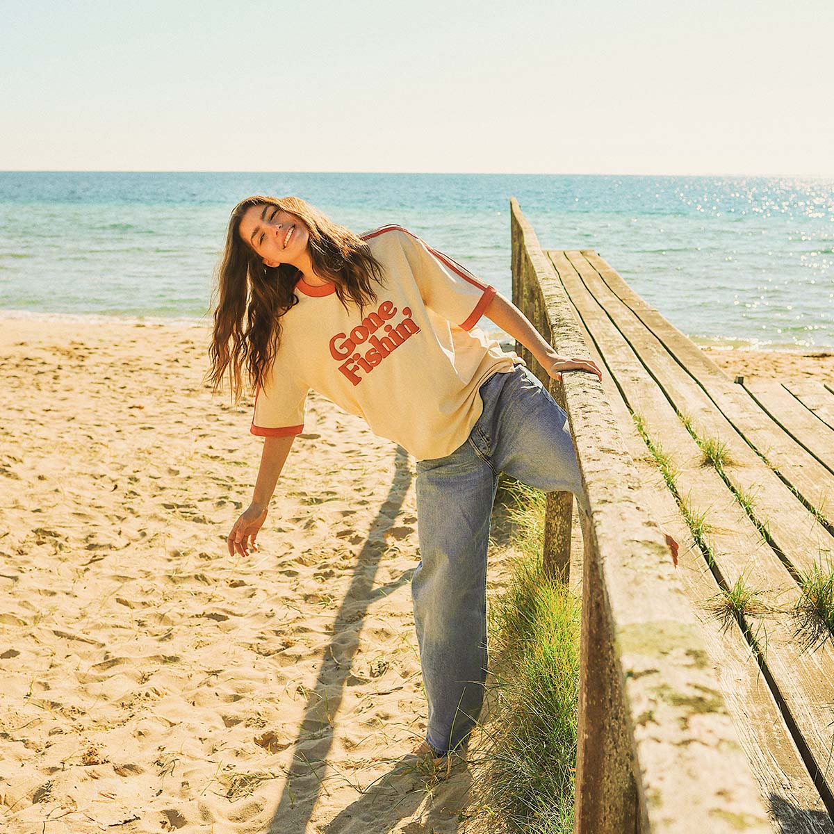 SKWOSH Mens Gone Fishin' Boxy Ringer Tee in Off White - Image 9