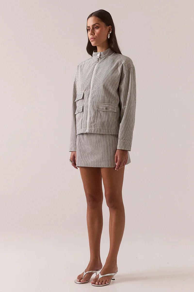 SOVERE Womens Maven Jacket in Ink - Image 3