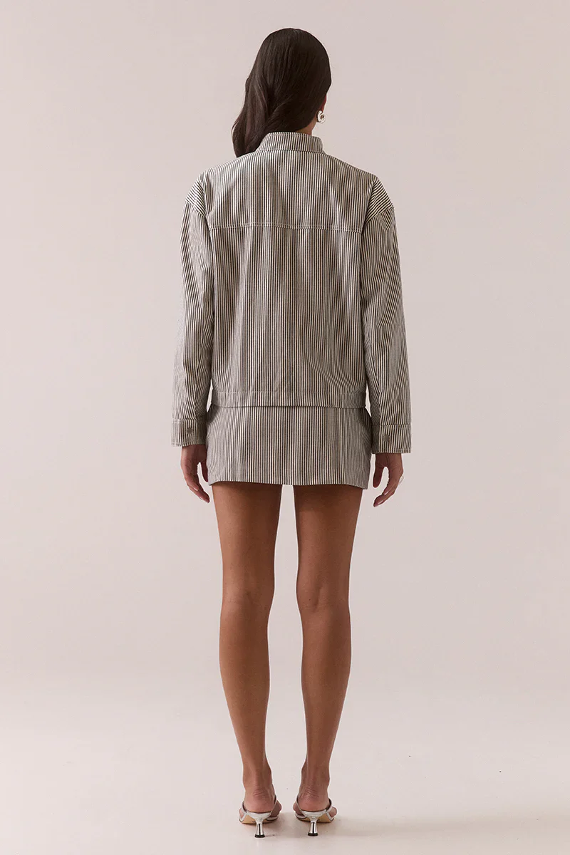 SOVERE Womens Maven Jacket in Ink - Image 4