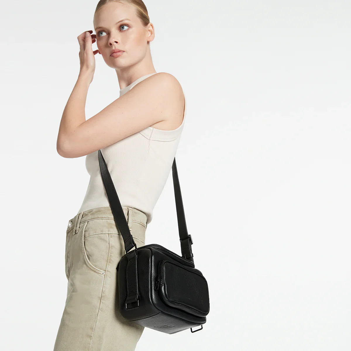 STATUS ANXIETY Loved You First Leather Camera Bag - Black - Image 12