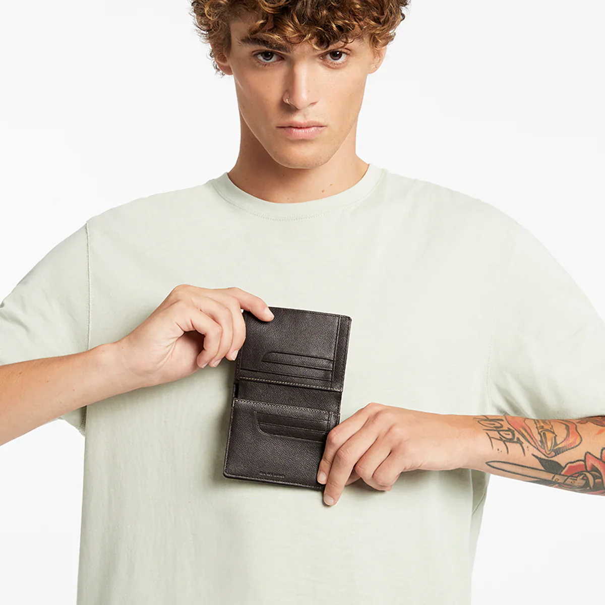 Status Anxiety MENS NATHANIEL WALLET CHOCOLOATE LEATHER - Image 5