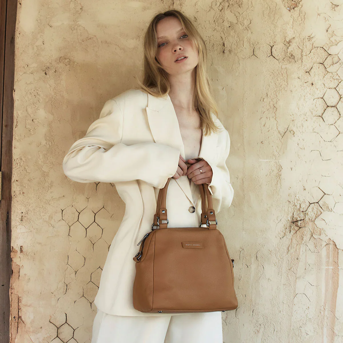 STATUS ANXIETY Womens Last Mountains Leather Bag - Camel - Image 4