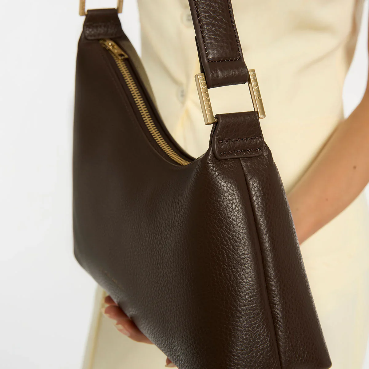 STATUS ANXIETY Womens Reverie Leather Bag in Cocoa w Brushed Gold - Image 6
