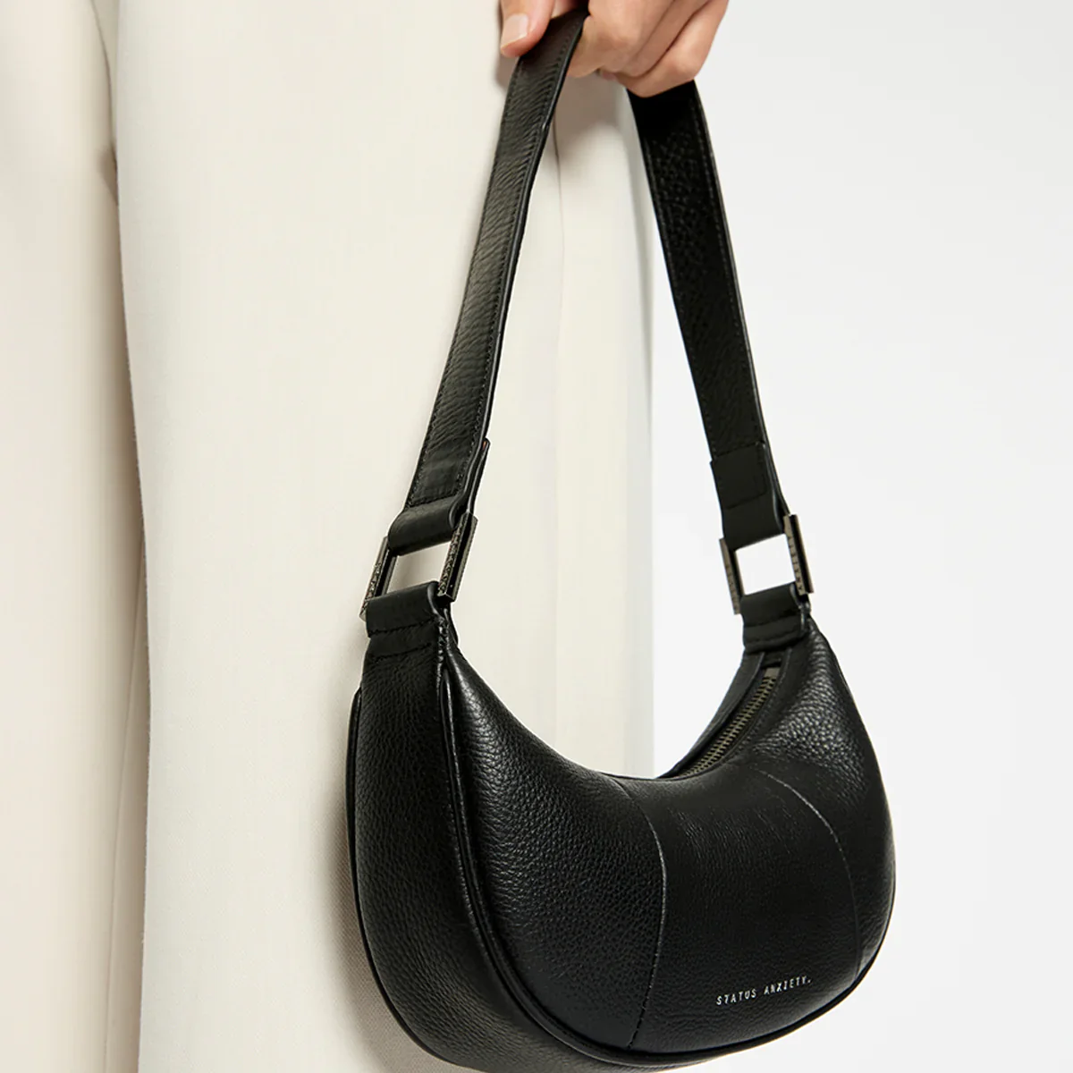 STATUS ANXIETY Womens Solus Leather Bag - Black - Image 11