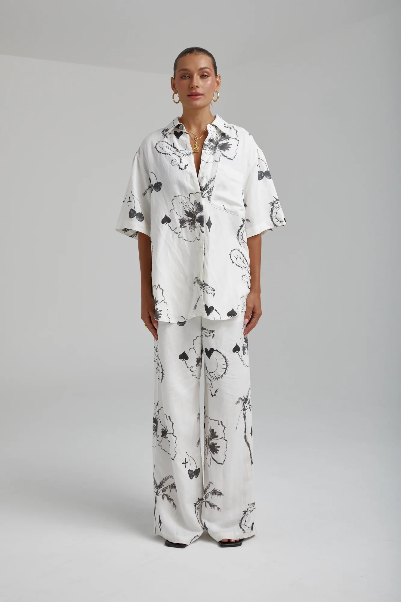 SUMMI SUMMI Womens Big Shirt Linen - Black Dragon Of Hearts - Image 3