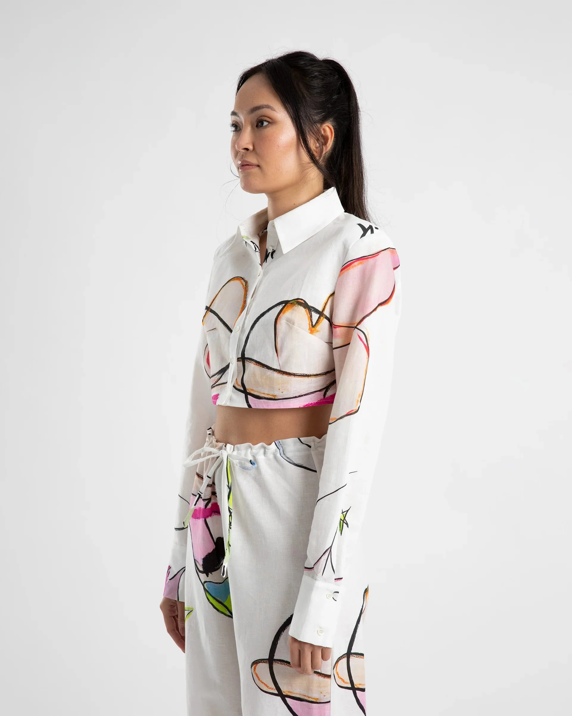 SUMMI SUMMI Womens Cropped Structured Linen Shirt Cowboi Print - Image 5