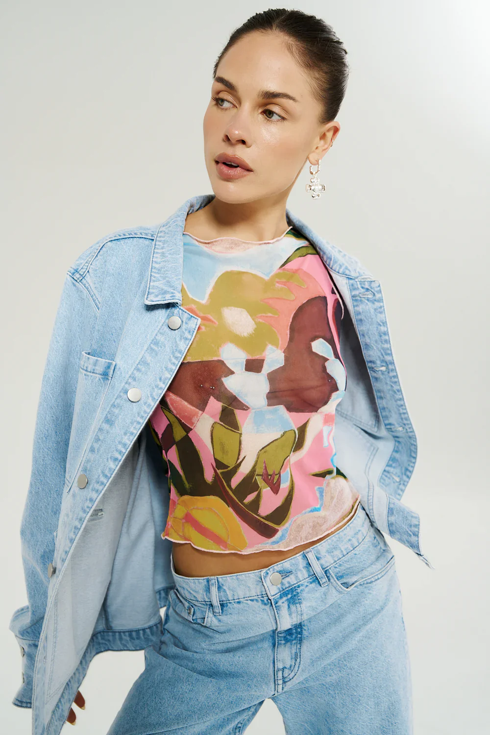SUMMI SUMMI Womens Denim Jacket in Icel Denim - Image 5