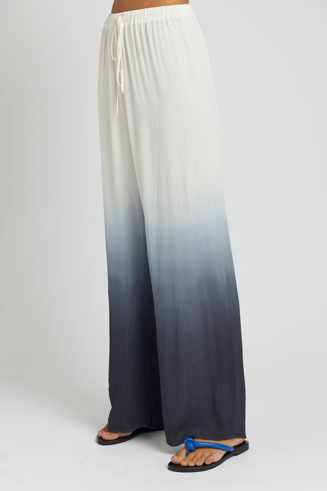 SUMMI SUMMI Womens Elastic Waist Silk Drawstring Pant  - Charcoal Fade - Image 3