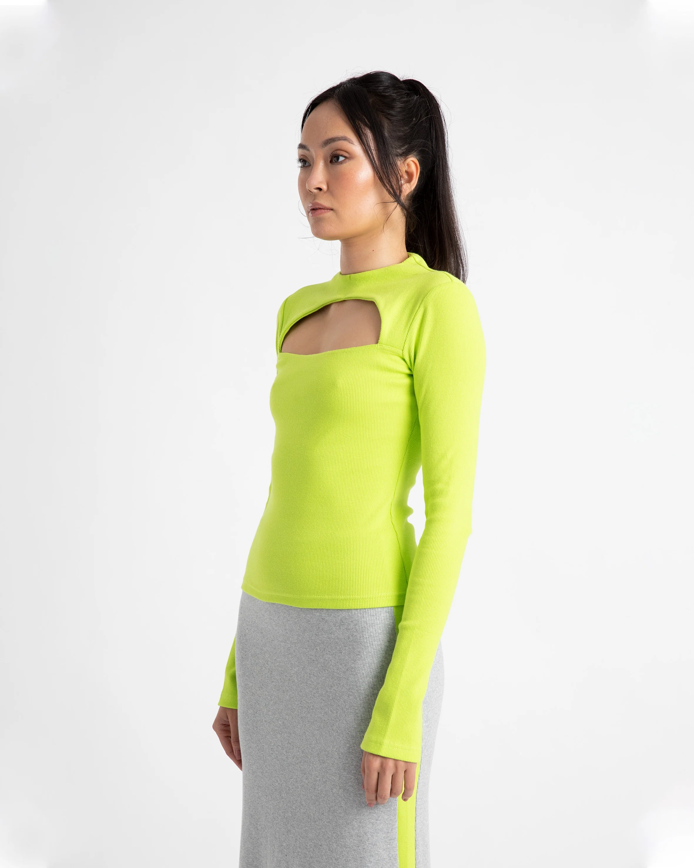 SUMMI SUMMI Womens Long Sleeve Cut Out Top Apple - Image 5