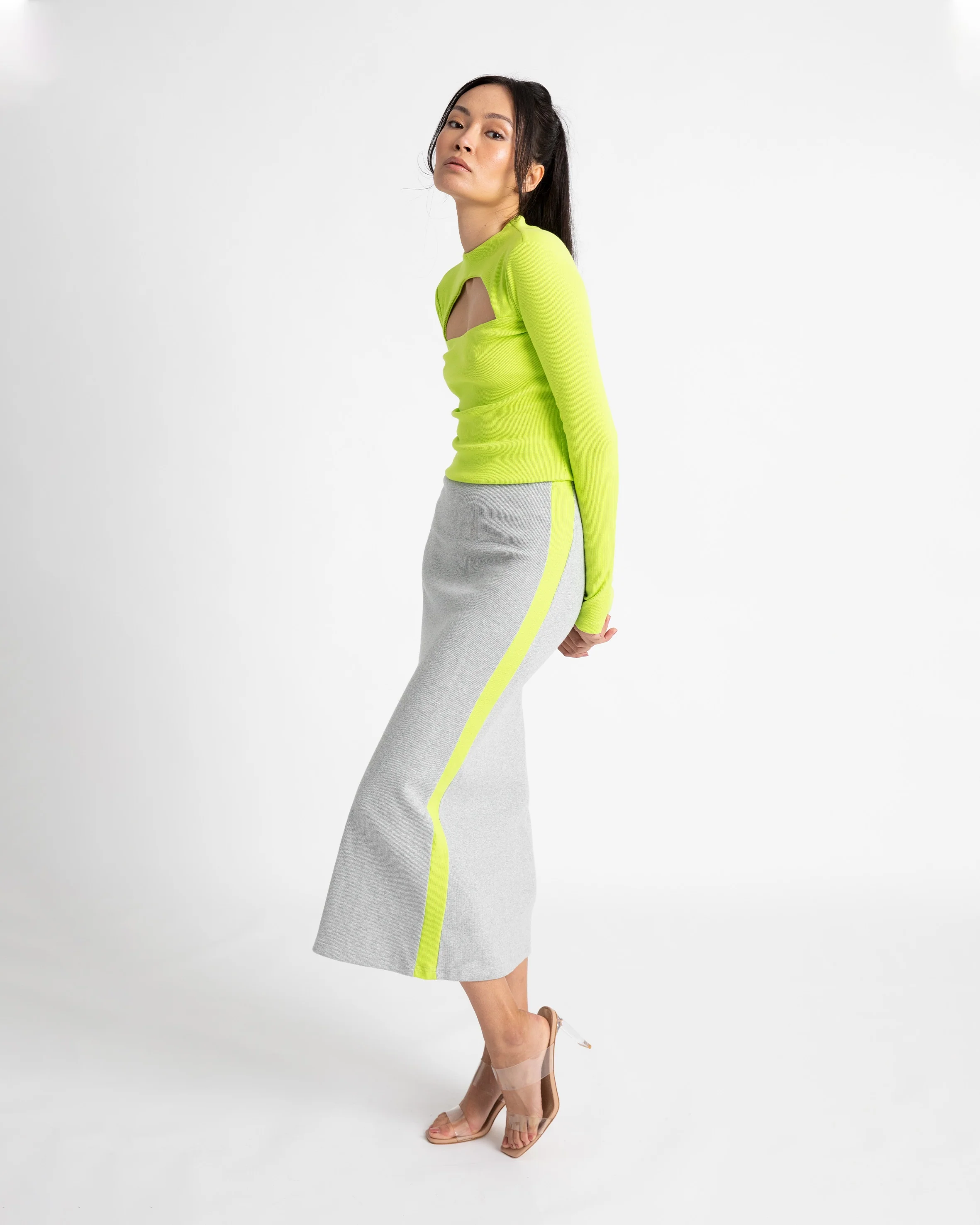 SUMMI SUMMI Womens Long Sleeve Cut Out Top Apple - Image 6