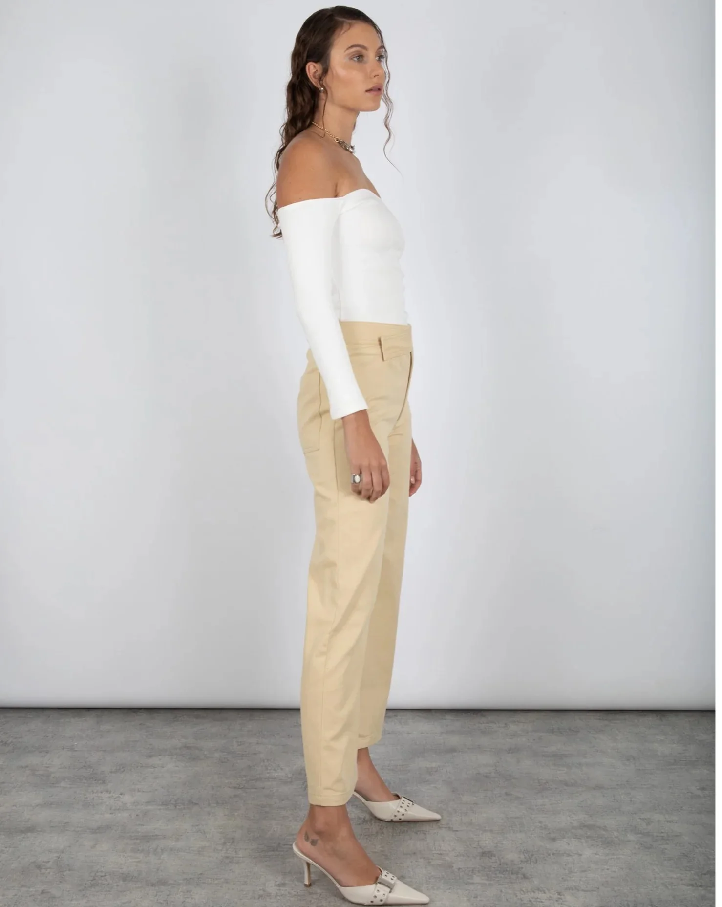 SUMMI SUMMI Womens Long Sleeve Off The Shoulder Top - Cloud - Image 7