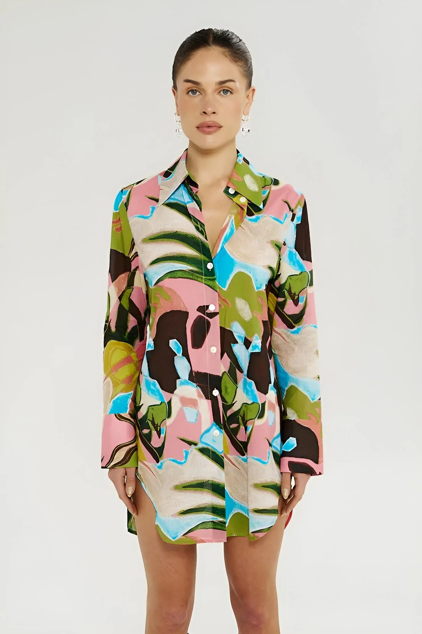 SUMMI SUMMI Womens LS Ash Shirt Dress in Wonderland Print - Image 2