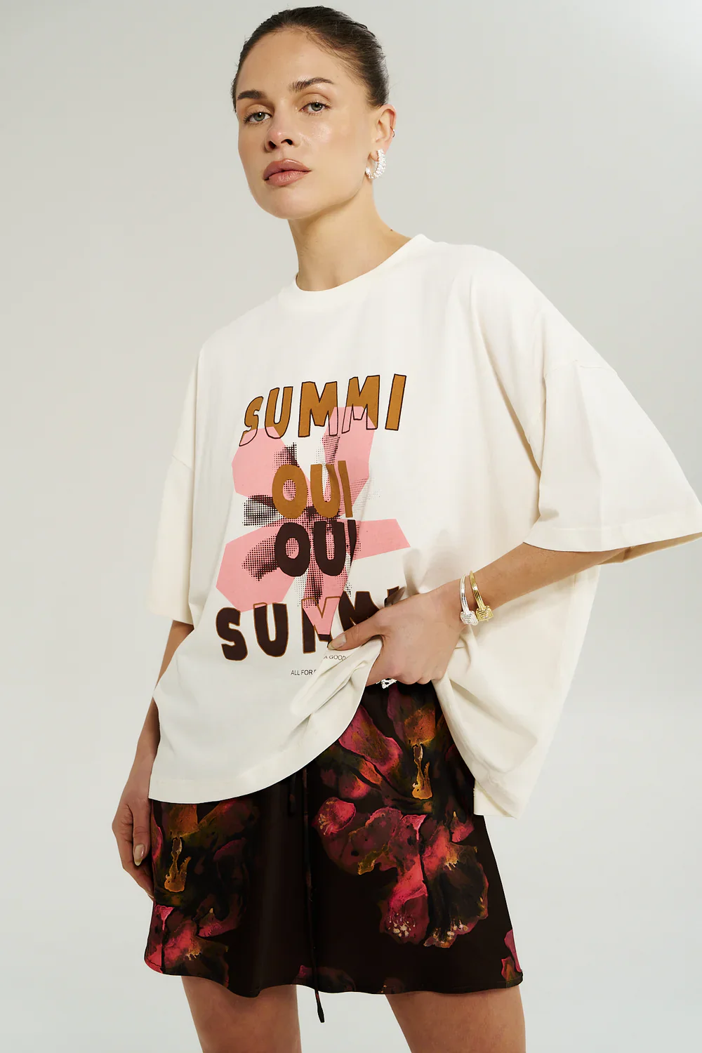 SUMMI SUMMI Womens Oui Oui Tee in Vintage White - Image 4