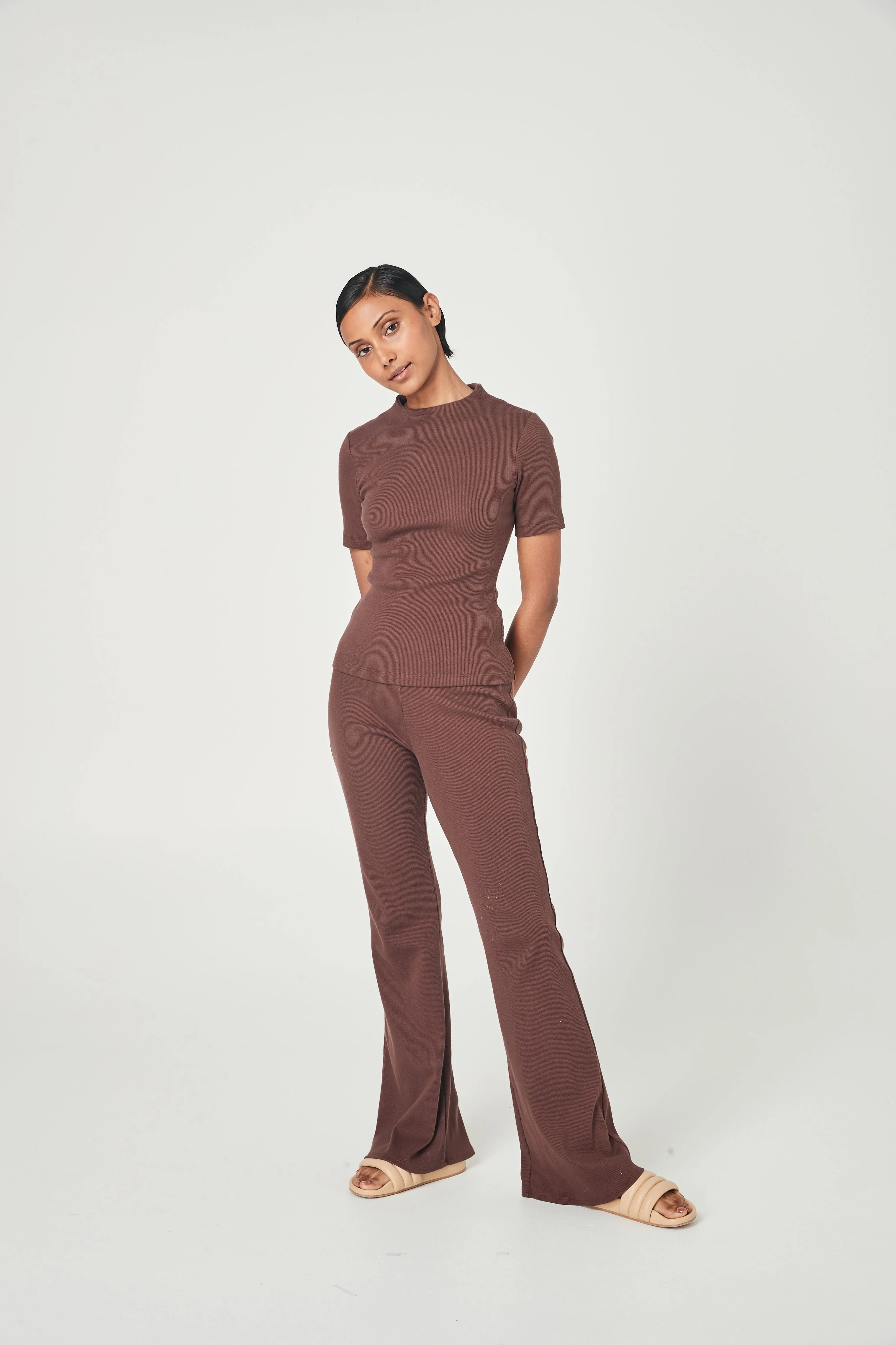 SUMMI SUMMI Womens Ribbed High Neck Top Chocolate - Image 5