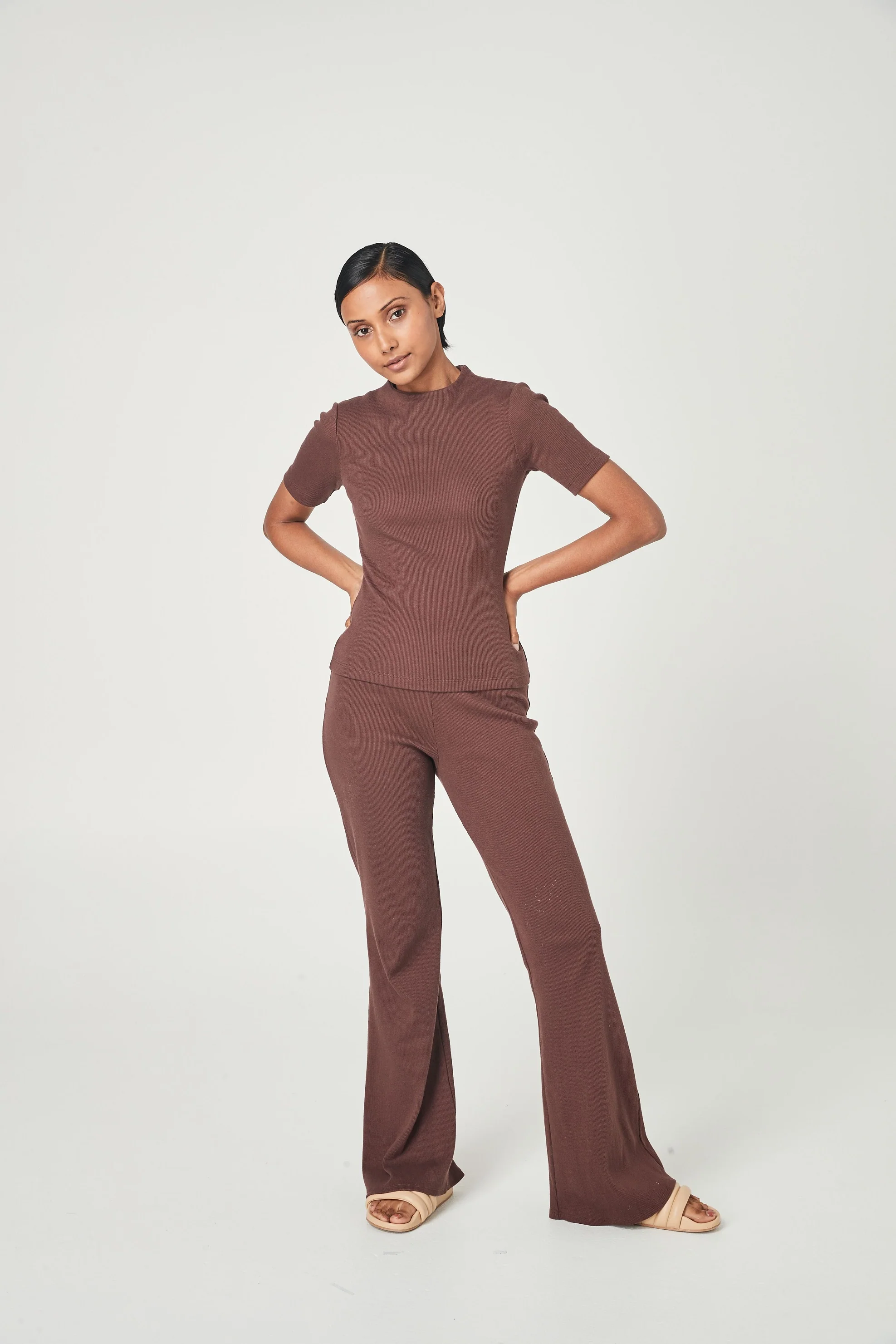 SUMMI SUMMI Womens Ribbed High Neck Top Chocolate - Image 6