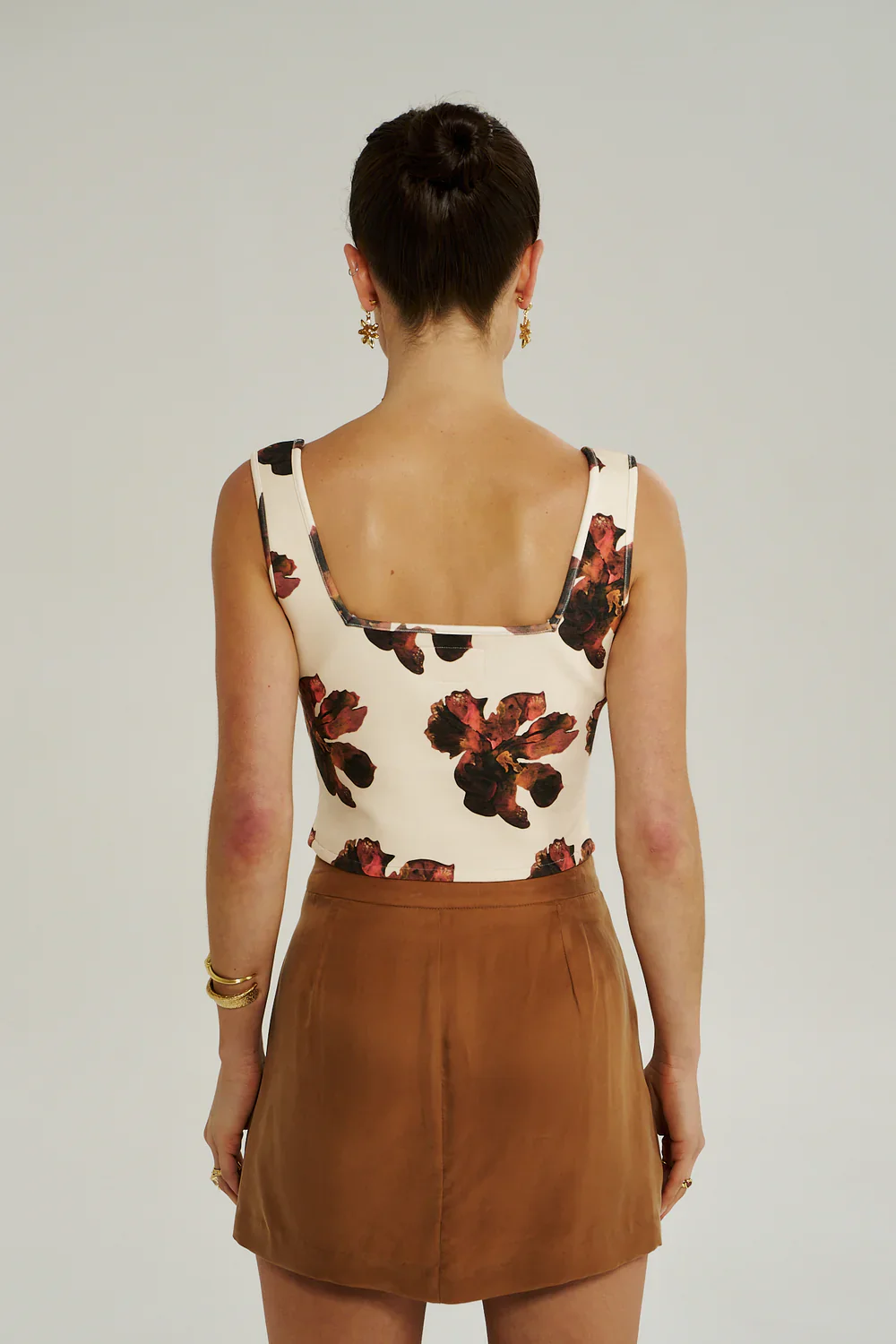 SUMMI SUMMI Womens Skort in Toffee - Image 4