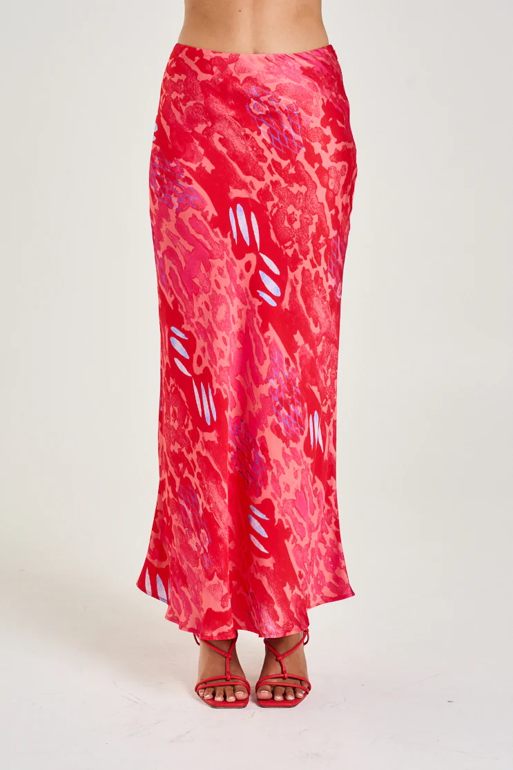 SUMMI SUMMI Womens Slip Skirt in Red Cycloid Print - Image 4