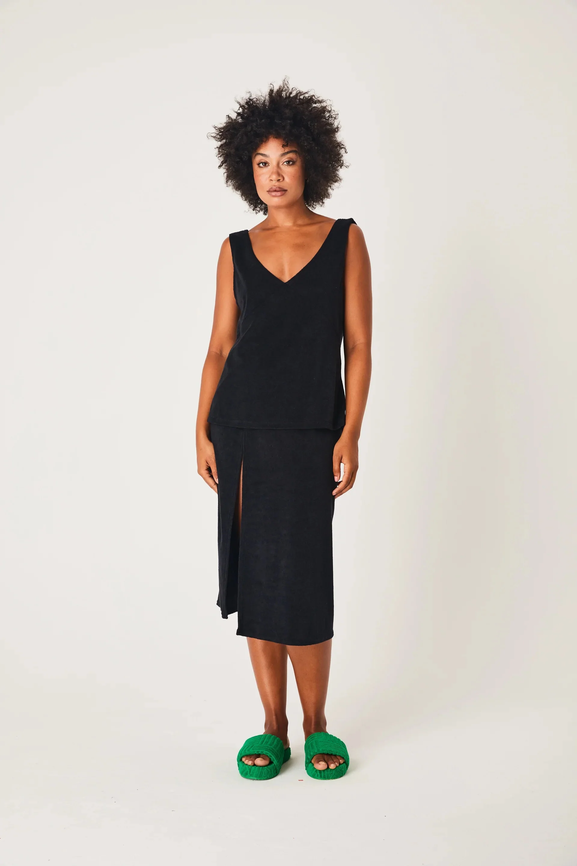 SUMMI SUMMI Womens Terry Loose V- Neck Top Black - Image 2