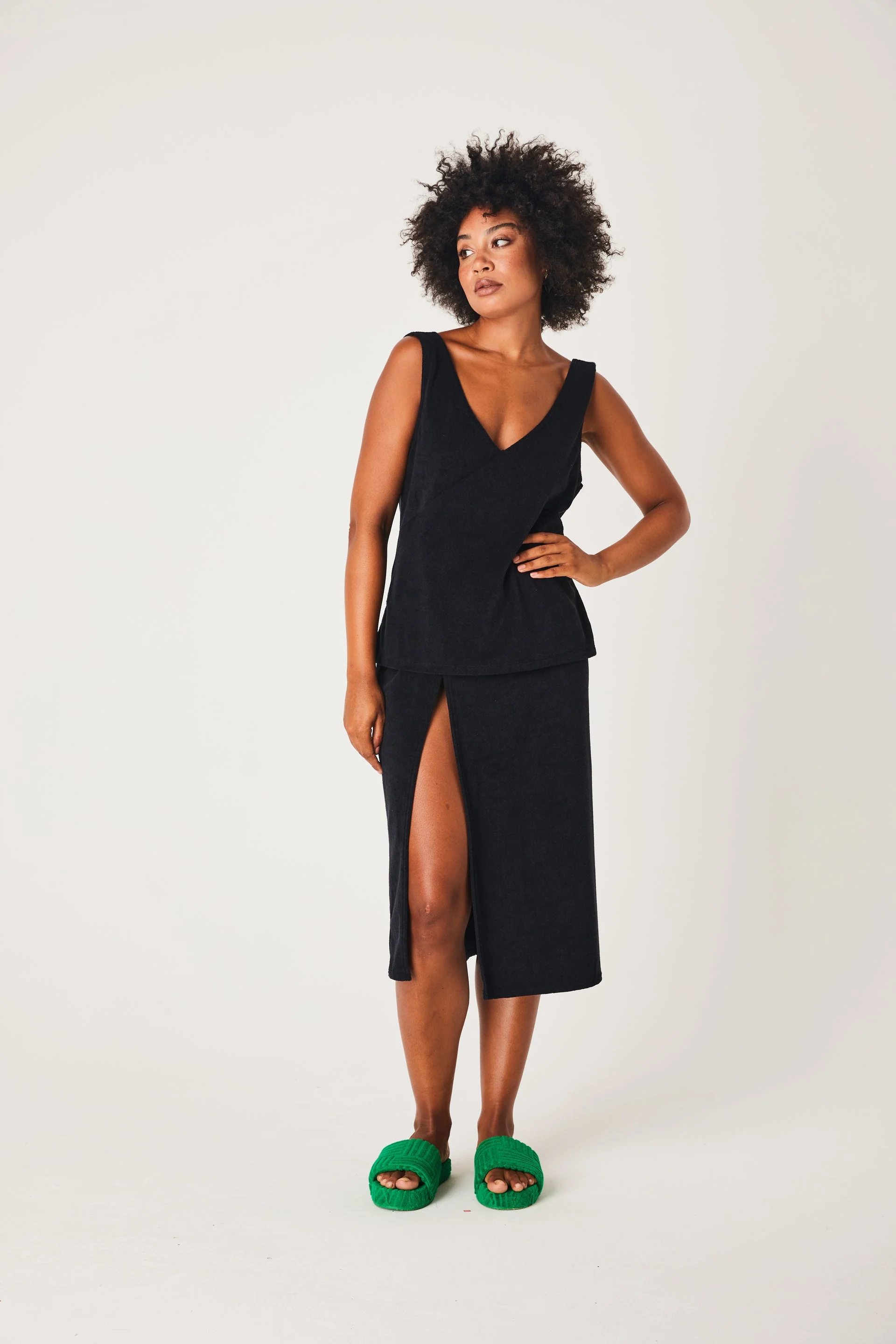 SUMMI SUMMI Womens Terry Loose V- Neck Top Black - Image 3