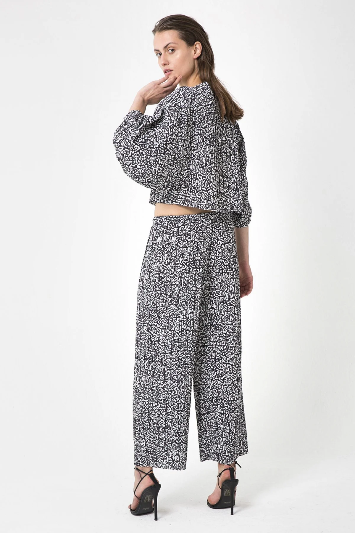 Third Form WOMENS PANTHA PLEAT PANT BLACK PANTHER - Image 6