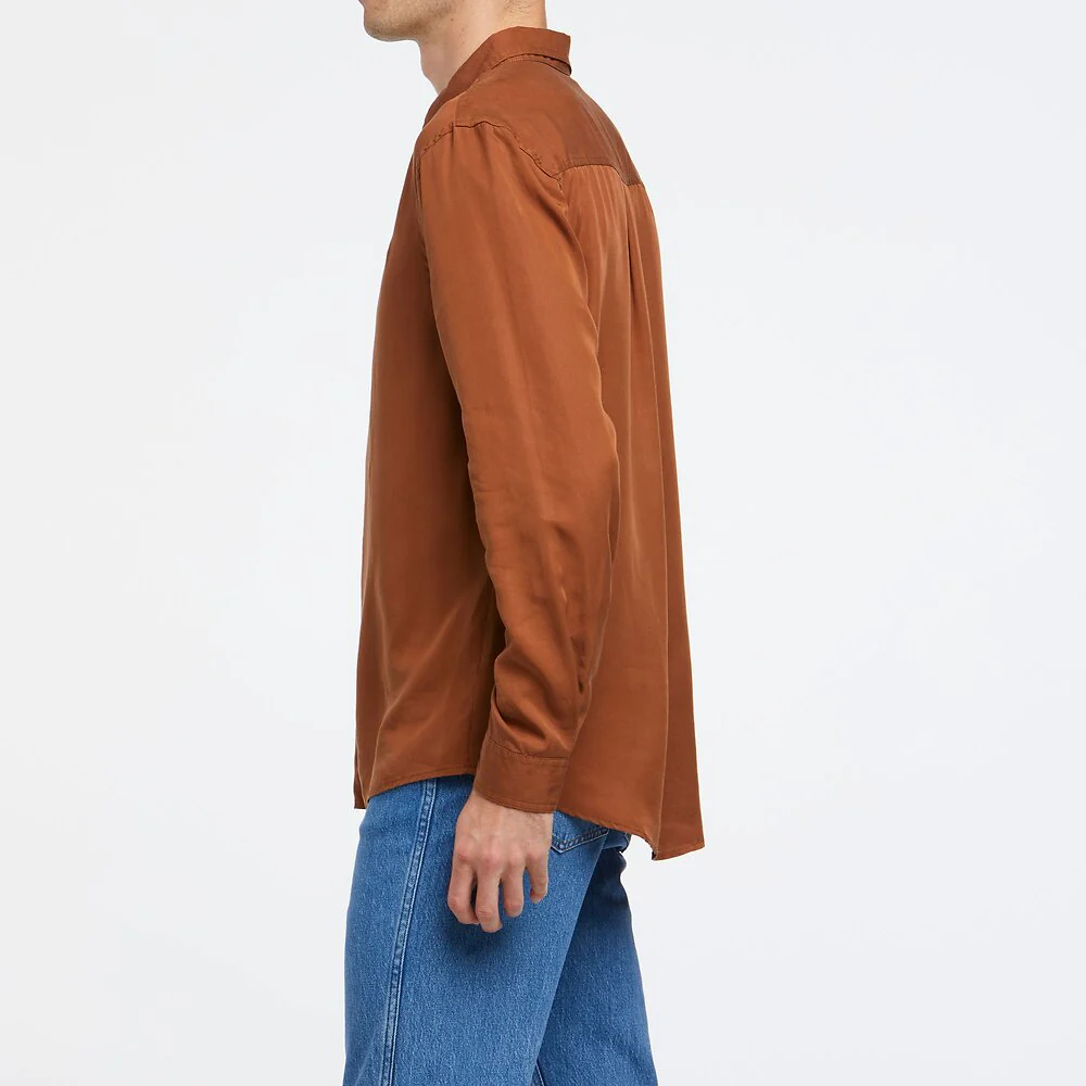 WRANGLER Mens Doing It Clean Shirt - Old Rust - Image 4