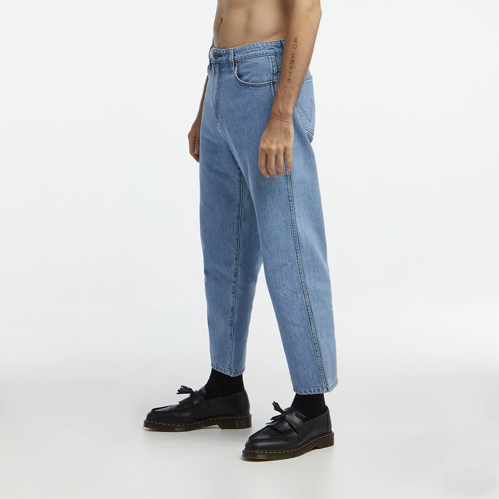 WRANGLER Mens Slacker Relaxed Jeans Edgecrusher - Image 4