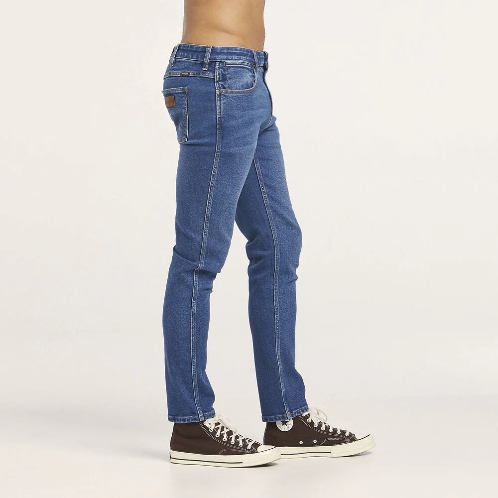 WRANGLER Mens Stomper Jeans Indigo Hammer - Image 3