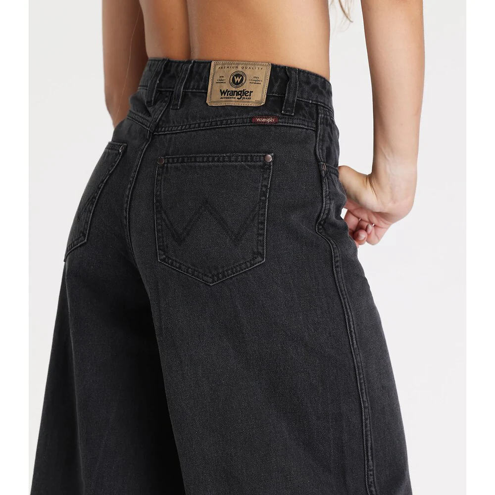 WRANGLER Womens Farrah Relaxed Jean Equinox Black - Image 4