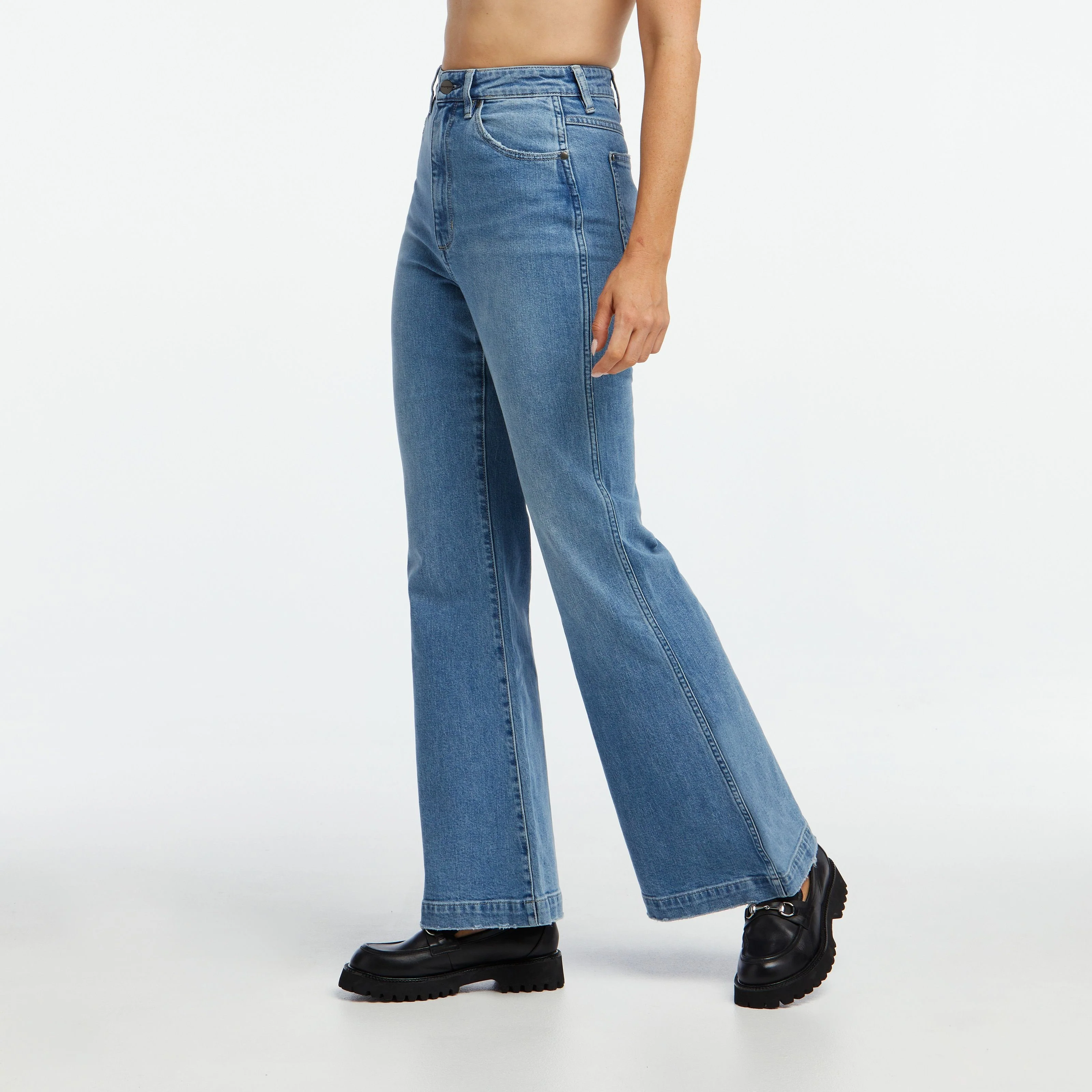 WRANGLER Womens Lou Lou Bells Flared Jeans Quarry Blue - Image 3